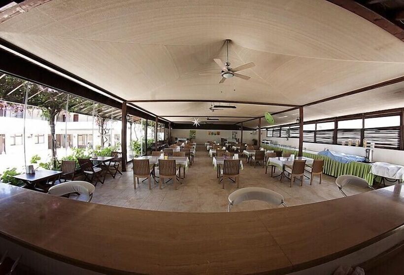 בית מלון כפרי Palm Beach Arsuz