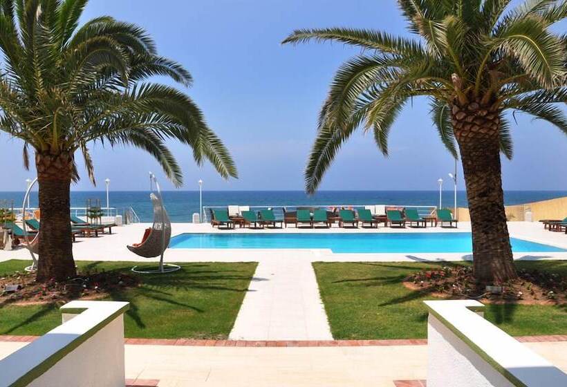 בית מלון כפרי Palm Beach Arsuz