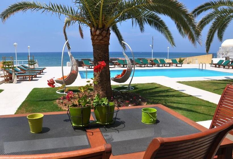 בית מלון כפרי Palm Beach Arsuz