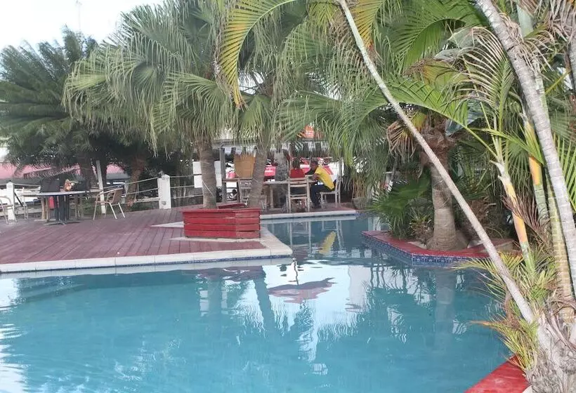 Village Cay Hotel And Marina