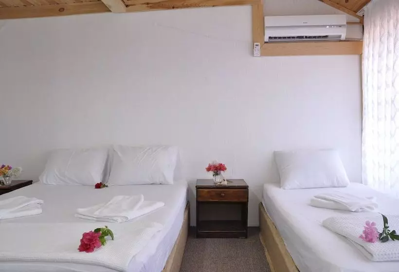 Koc Pension Kekova