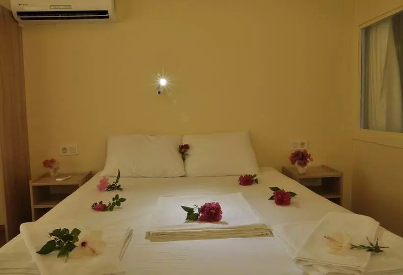 Koc Pension Kekova
