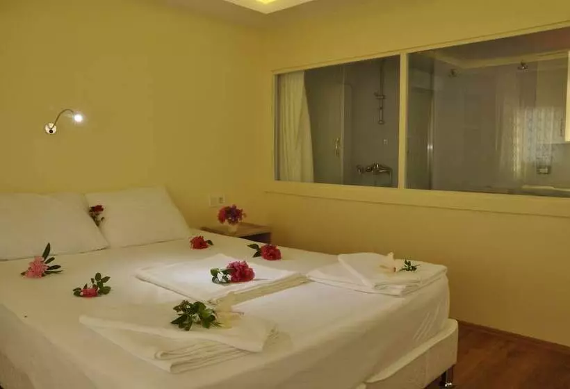 Koc Pension Kekova