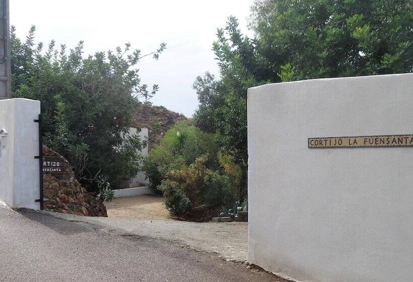 بنسيون Cortijo La Fuensanta