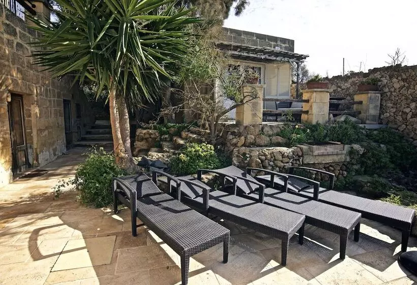 پانسیون Dar Ix Xemx