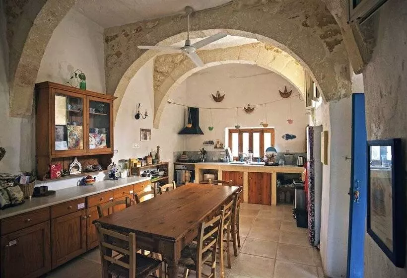 پانسیون Dar Ix Xemx