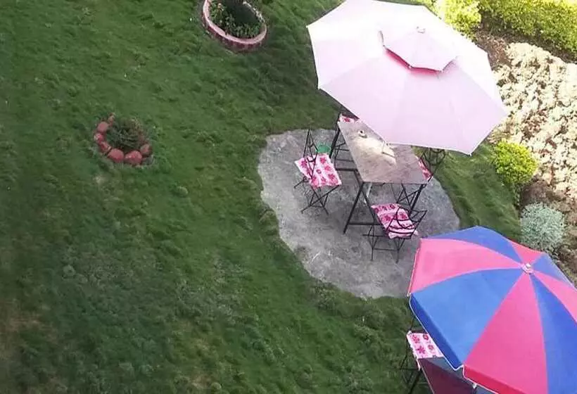 پانسیون Galaxy Inn Guest House