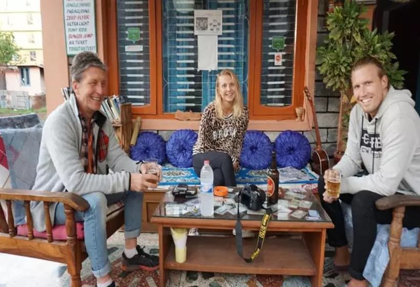 پانسیون Galaxy Inn Guest House