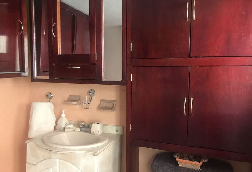 פנסיון La Pineda Teotihuacan