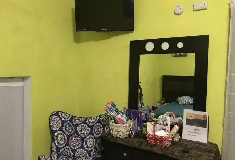 ペンション La Pineda Teotihuacan