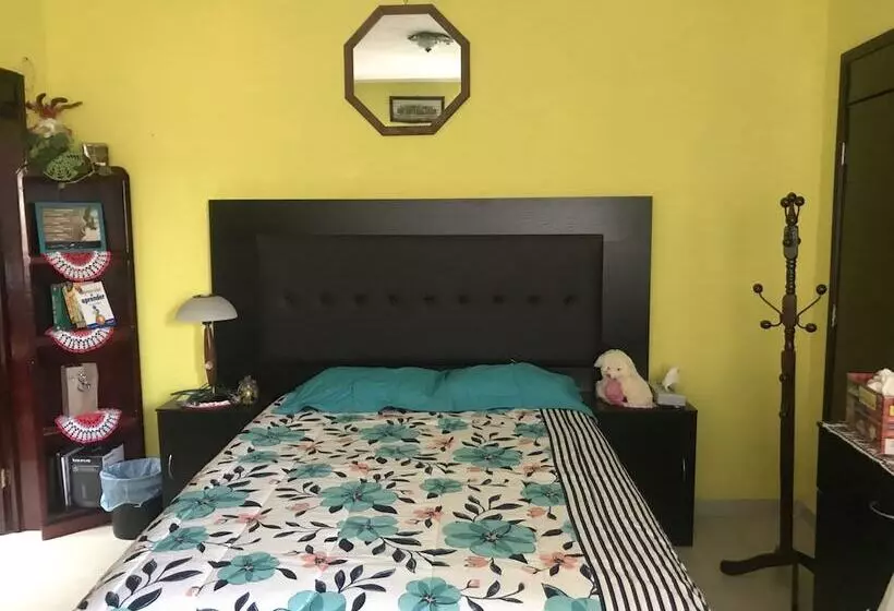 ペンション La Pineda Teotihuacan