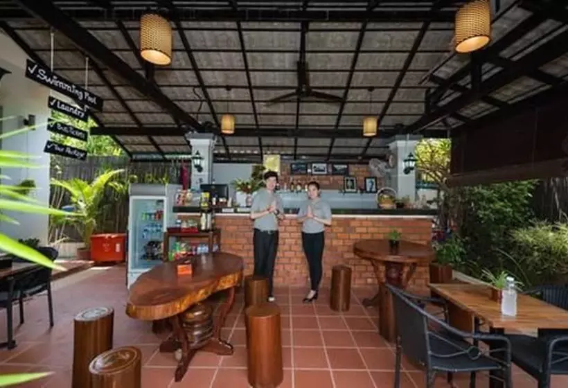 پانسیون Nika's House