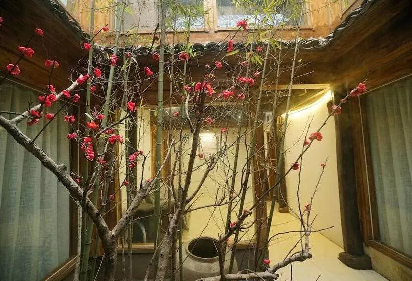 Majatalo Qiansu Linhai Liaoshe