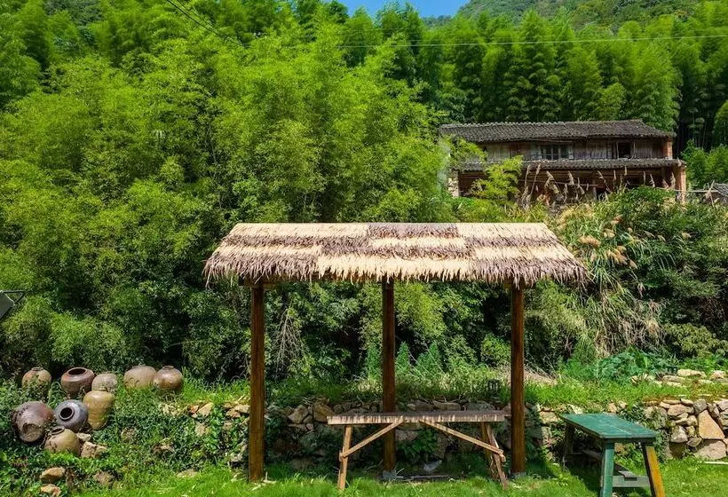 Majatalo Qiansu Linhai Liaoshe