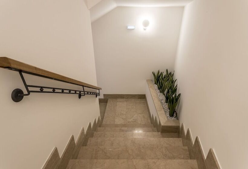 Majatalo Residence Stine