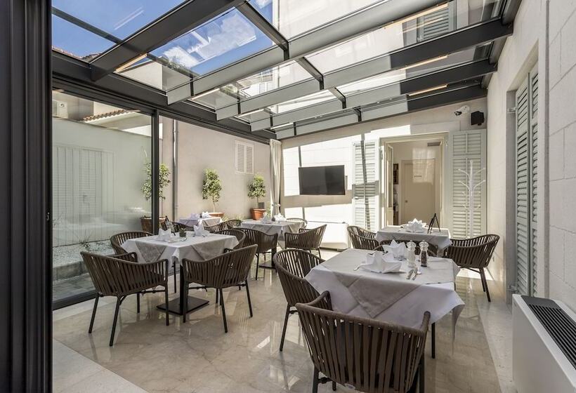 Majatalo Residence Stine