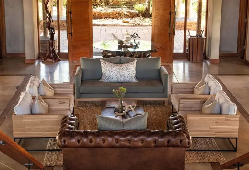 Hotelli Mavela Game Lodge