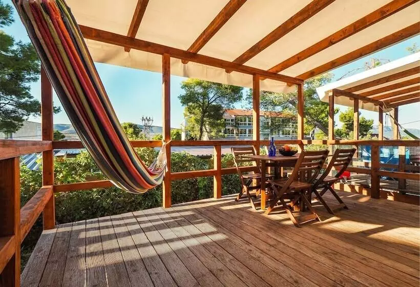 ホテル Mediteran Travel Camping Sveti Križ