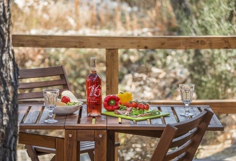 호텔 Mediteran Travel Camping Sveti Križ