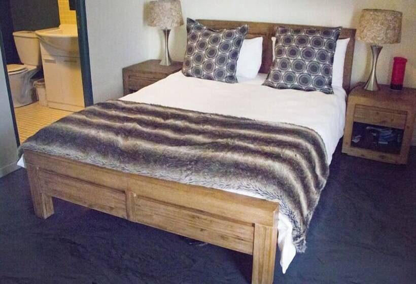 Itc Hospitality Group Two Bedrooms Greenmarket Suites Building