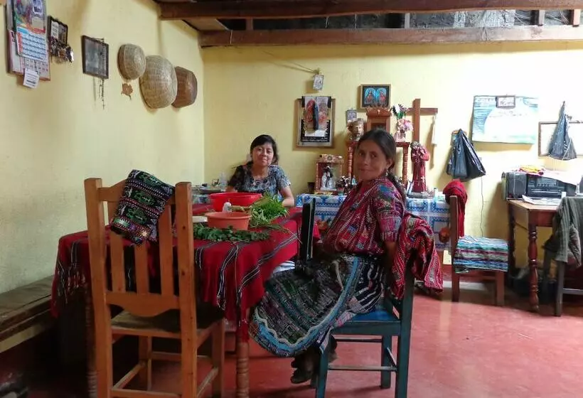 پانسیون Home Stay San Jorge