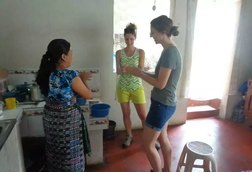 پانسیون Home Stay San Jorge