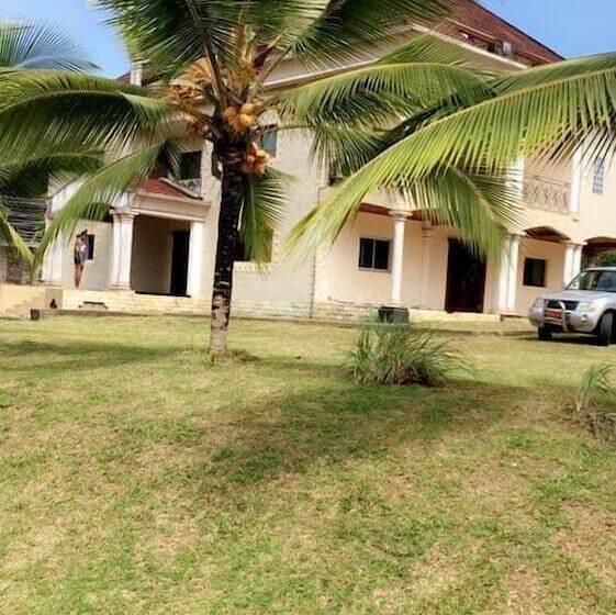 פנסיון Les Berges De La Lobe