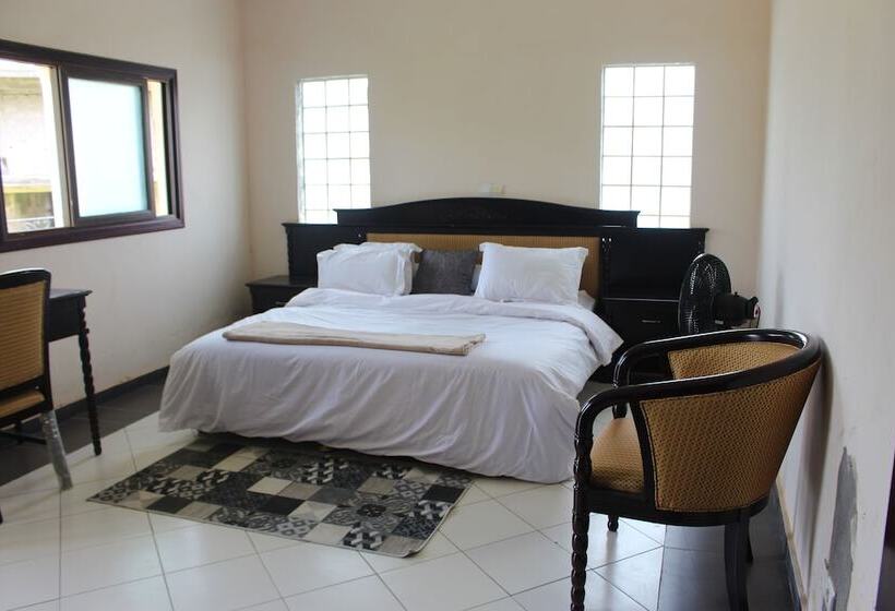 פנסיון Les Berges De La Lobe