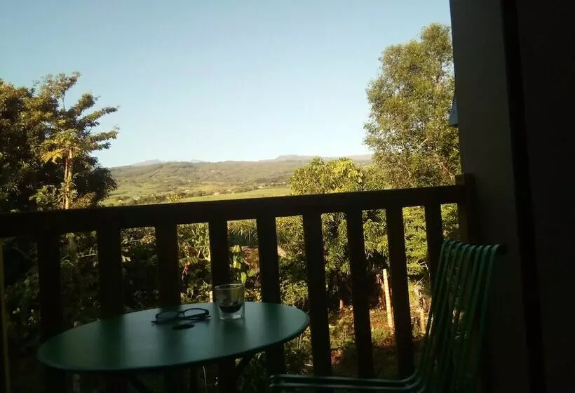 پانسیون Poivre & Citronnelle