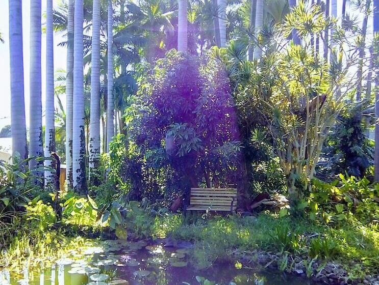 پانسیون Poivre & Citronnelle