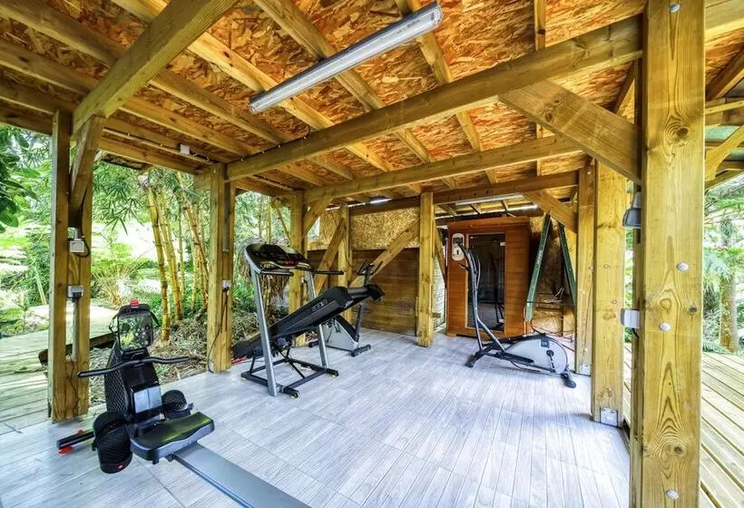 پانسیون Poivre & Citronnelle