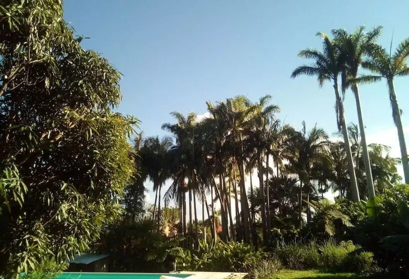 پانسیون Poivre & Citronnelle