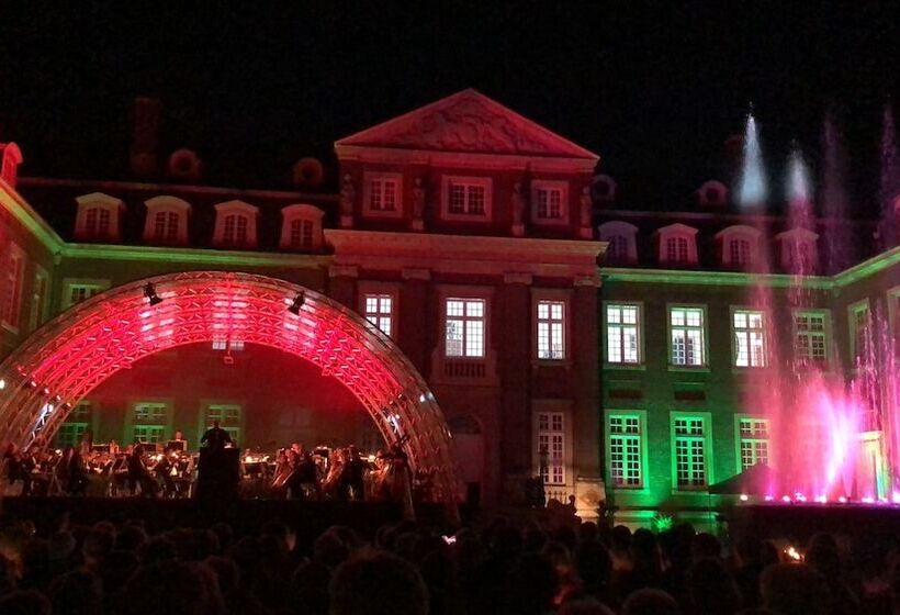 膳宿费 Smart&beautiful Hostel