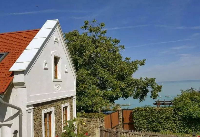 پانسیون B B Guesthouse Tihany