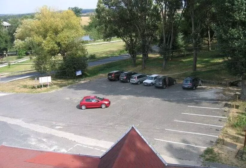 ペンション Vázsonyvölgy Vendéglő Fogadó