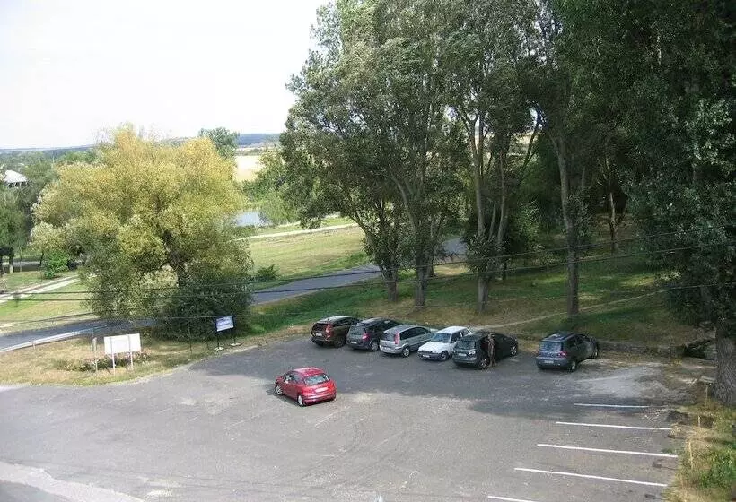 ペンション Vázsonyvölgy Vendéglő Fogadó