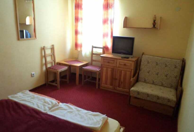 Пансион Vázsonyvölgy Vendéglő Fogadó