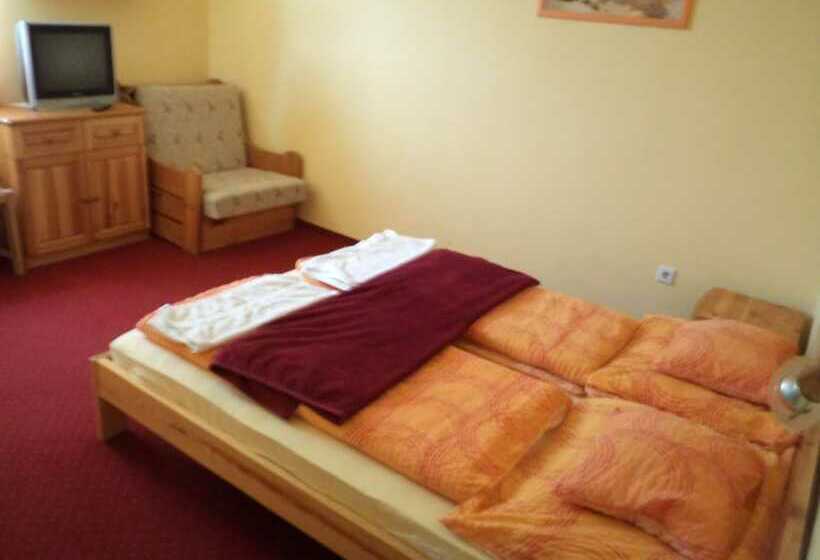 Пансион Vázsonyvölgy Vendéglő Fogadó