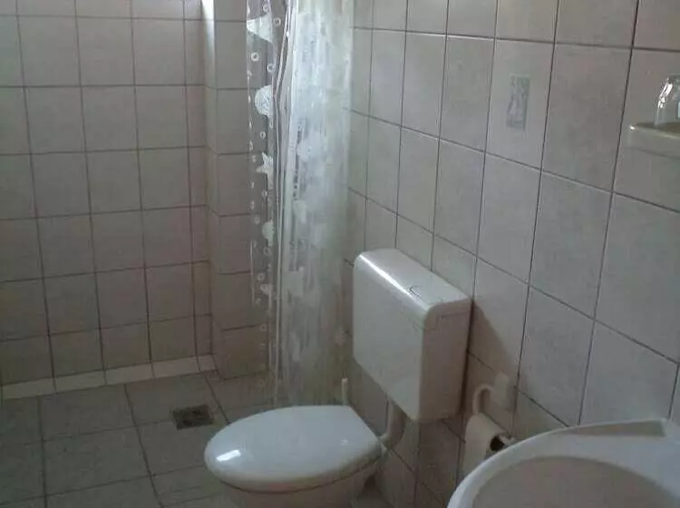 ペンション Vázsonyvölgy Vendéglő Fogadó