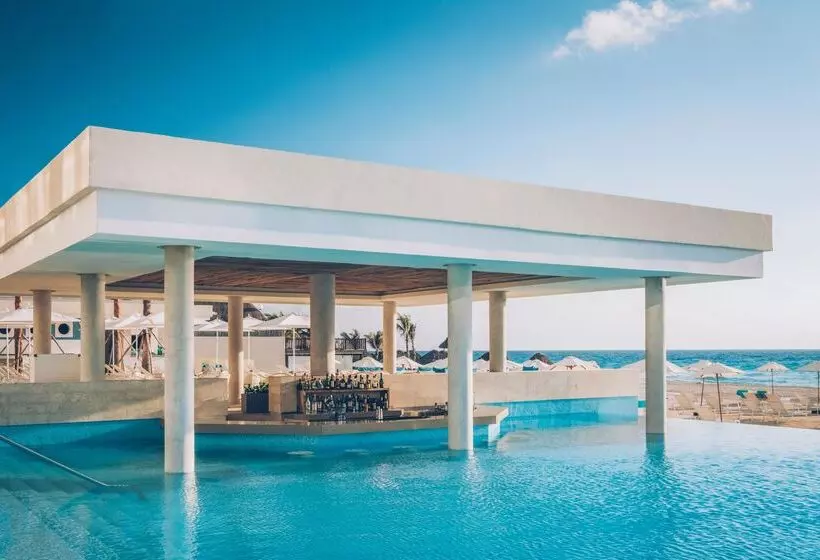 Lomakeskus Iberostar Selection Coral Cancún