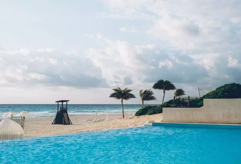 Lomakeskus Iberostar Selection Coral Cancún