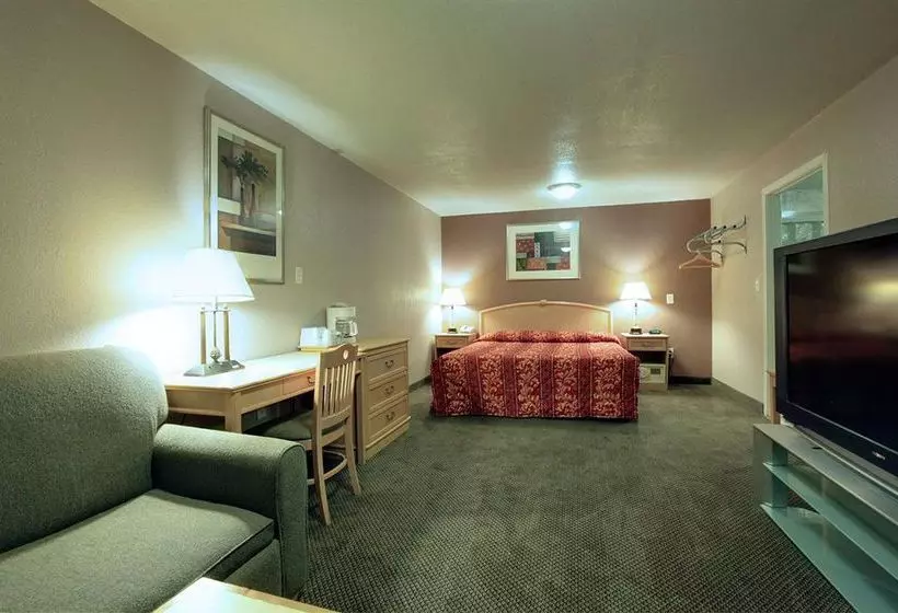 ホテル Americas Best Value Inn Salina