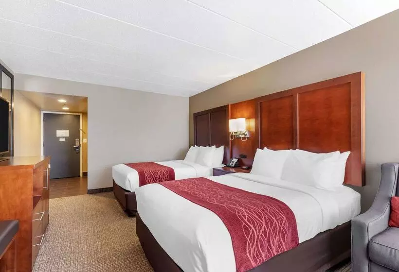 Отель Comfort Inn & Suites Aberdeen