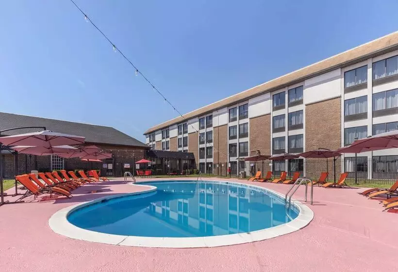 Отель Comfort Inn & Suites Aberdeen