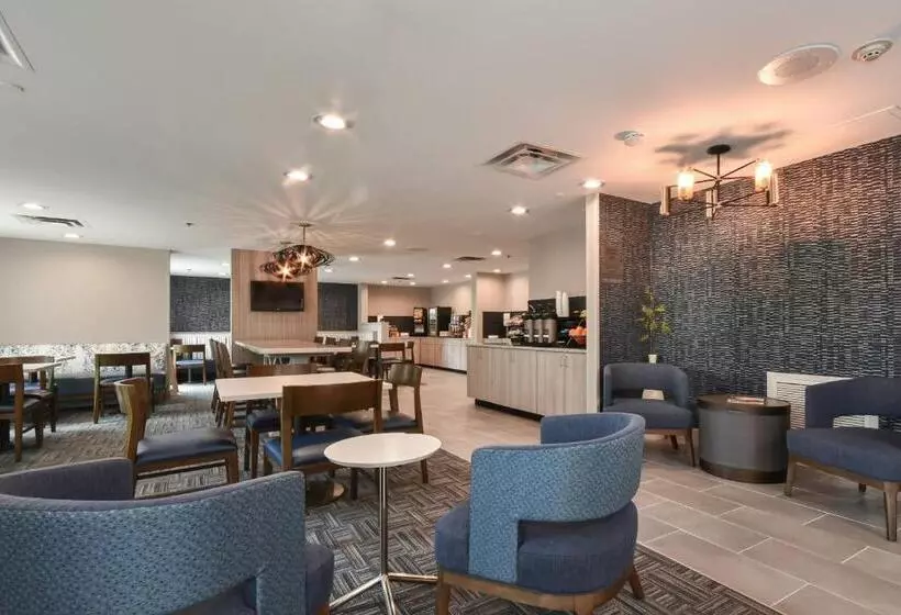 Hotelli Fairfield Inn & Suites Charlotte Arrowood