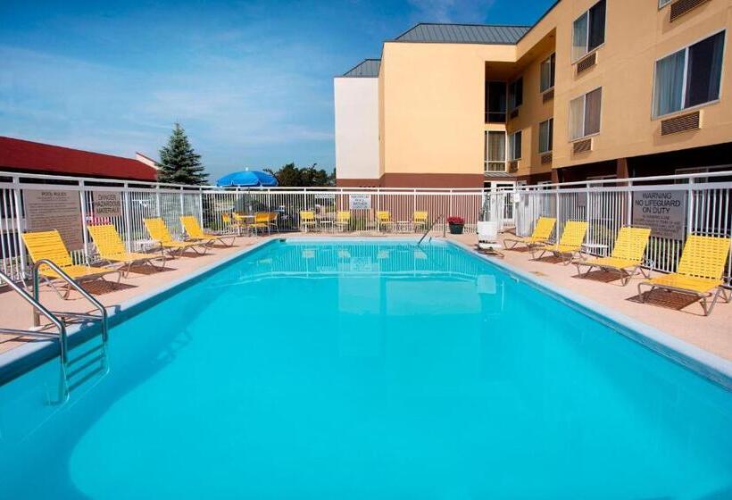 בית מלון כפרי Fairfield Inn & Suites Merrillville