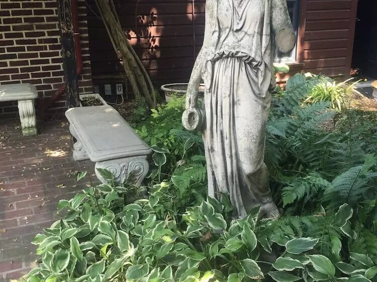 호텔 Historic Farnsworth House Inn