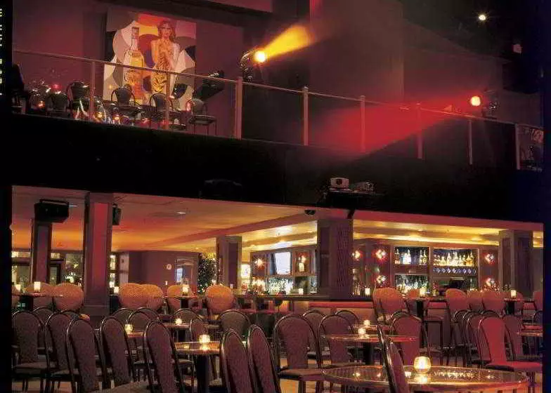 בית מלון כפרי Fiesta Rancho  & Casino