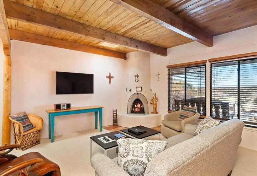 Отель Fort Marcy Suites By All Seasons Resort Lodging