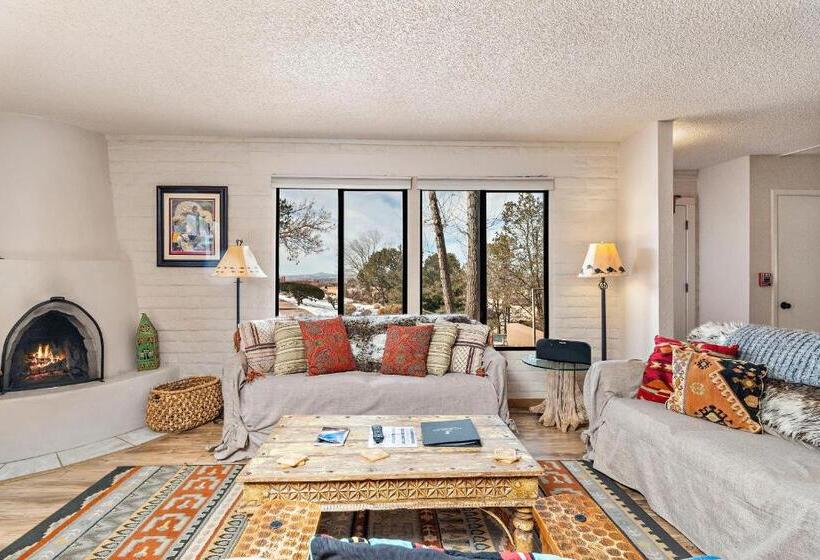 فندق Fort Marcy Suites By All Seasons Resort Lodging